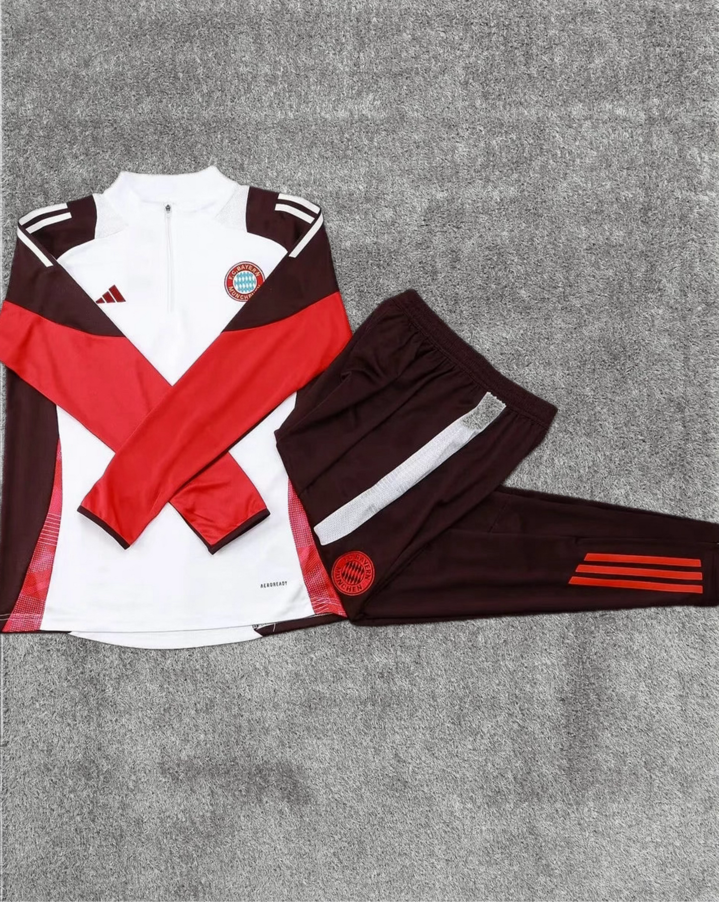 2024/2025 Bayern Munich Half-Pull Tracksuit White 1:1 Thai Quality