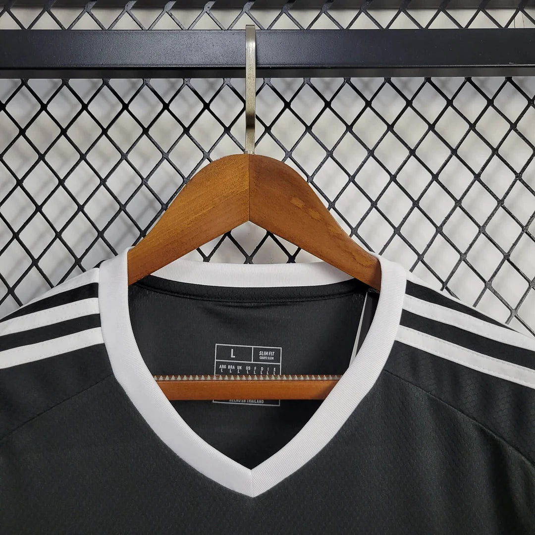 2024/2025 Bayern Munich Goalkeeper Football Jersey 1:1 Thai Quality
