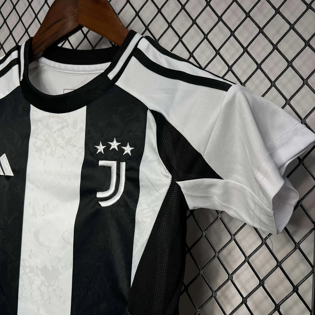 2024/2025 Juventus Home Soccer Jersey 1:1 Thai Quality Kids Size