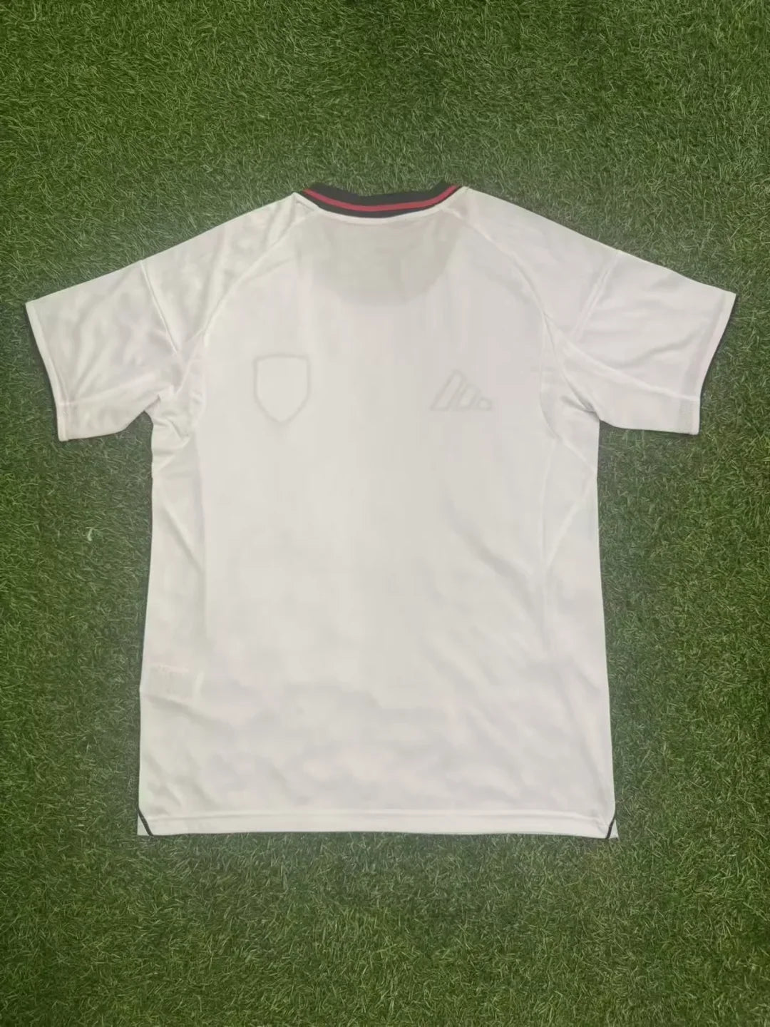 2025/2026 Fulham Home Football Shirt