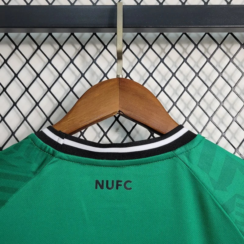 2023/2024 Newcastle United Auswärts-Fußballtrikot 1:1, Thai-Qualität, Kindergröße