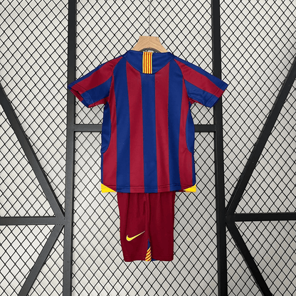 2005/2006 Retro-Fußballtrikot Barcelona Home in Kindergröße, 1:1, Thai-Qualität
