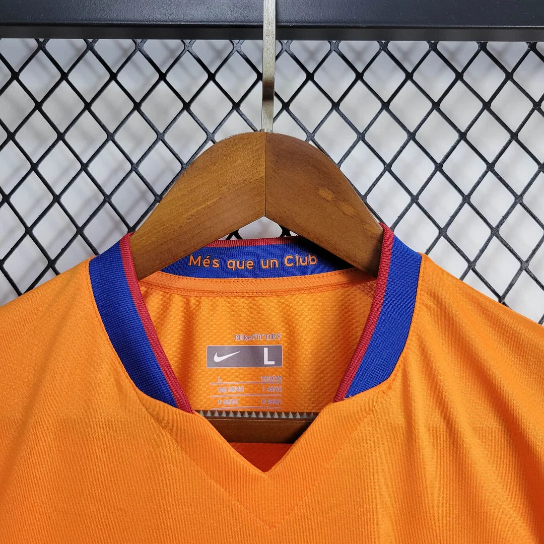 2006/2007 Retro Barcelona Away Football Shirt